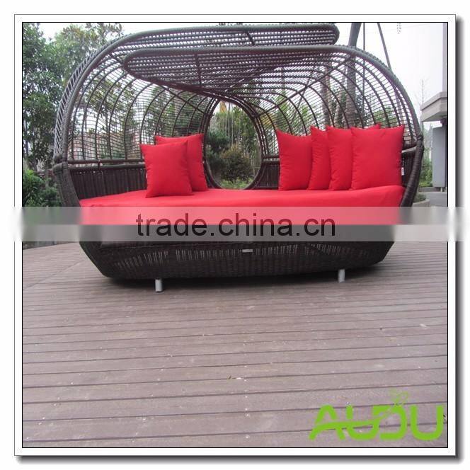Audu unique weave outside round rattan outdoor bed