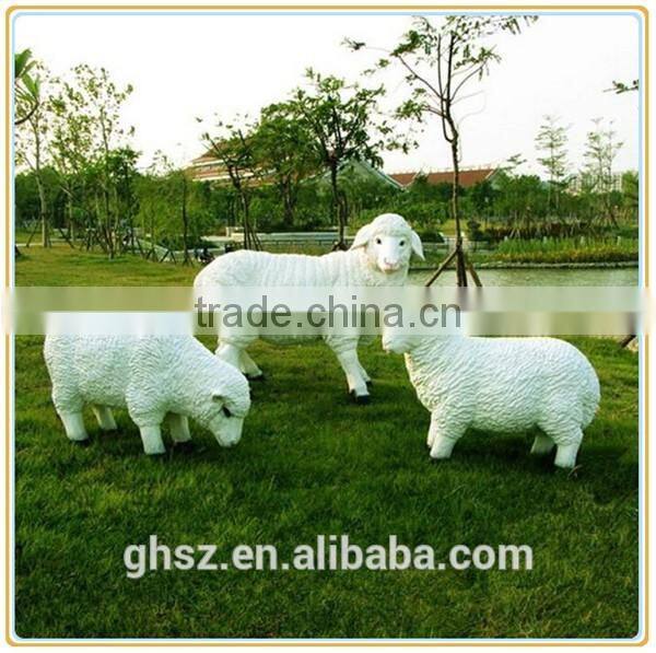 Customized outdoor garden decoration resin sheep sculpture china factory