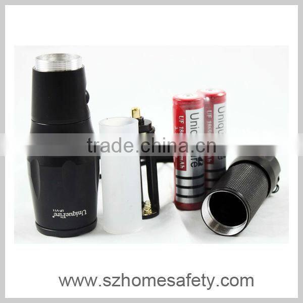Zoomable Adjustable Focus LED Flashlights Anti-skid and Wear Resisting Led Hunting Torches, Outdoor Activities