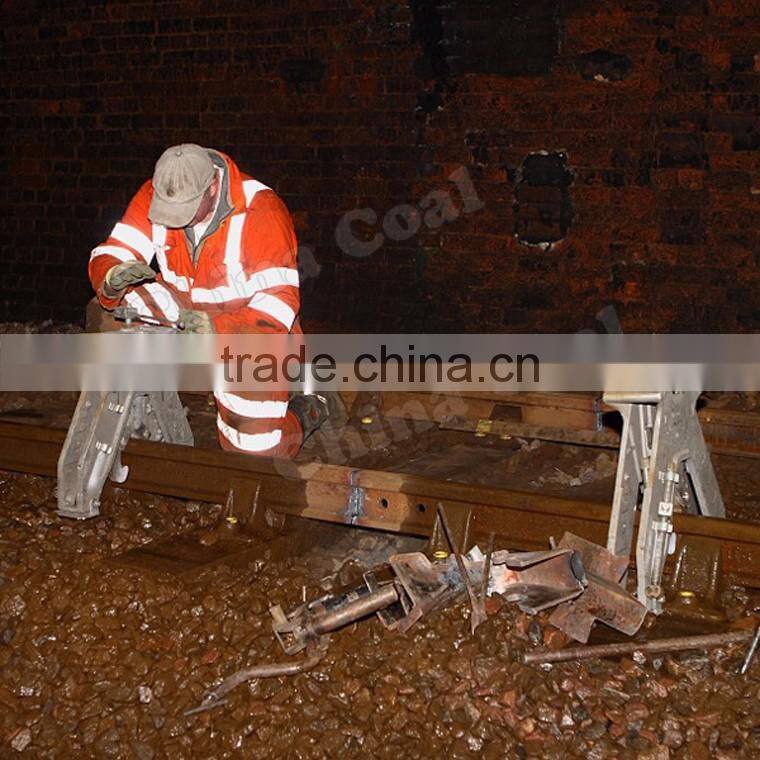 High Precision Rail Thermit-Welding Alignment