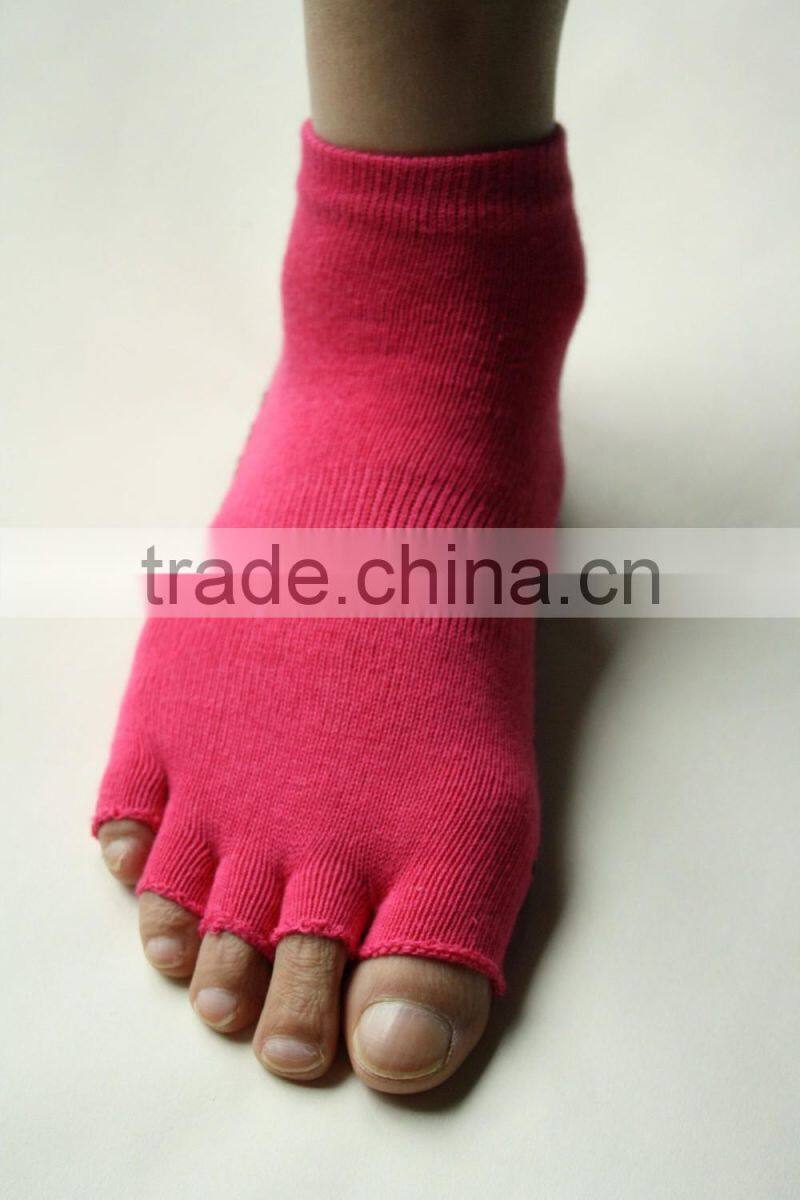 five toe Yoga Pilates non slip socks