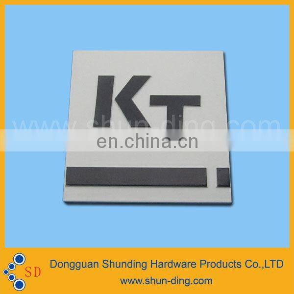 Shiny Odd Shaped Of Logo Nameplate