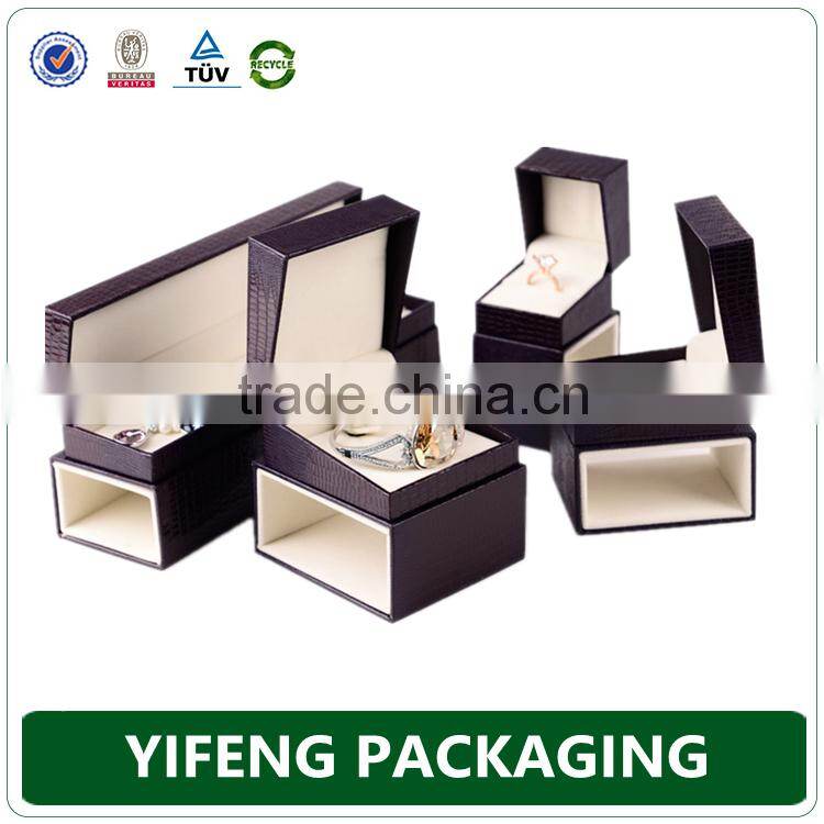 Custom Color White Black Flower Boxes With Handle Packaging