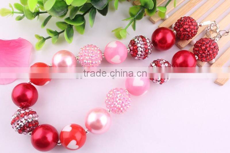 AAA Quality Latest Wholesale large acrylic bead necklace/Popular colorful bead chunky necklace