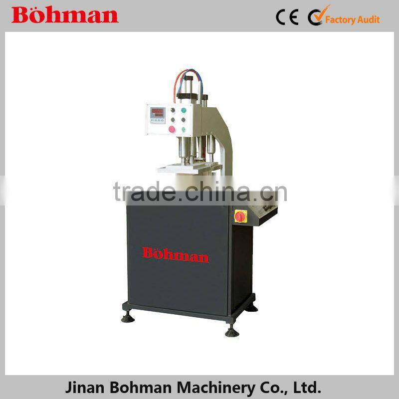 Vinyl window welding machinery