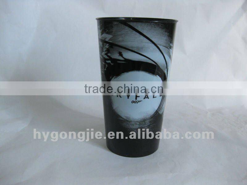 32oz printed plastic cup with straw