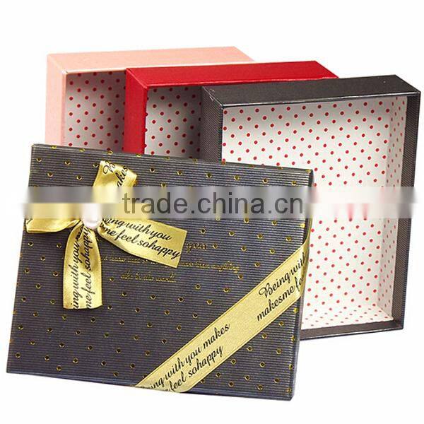 Adorable Wallet Scarf Paper Gift Box