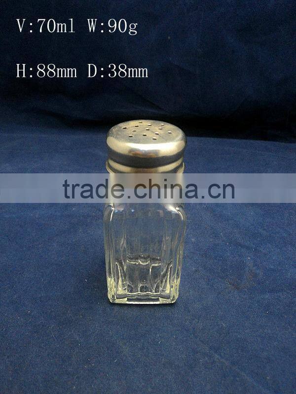 glass salt shaker with vertical stripes engraving