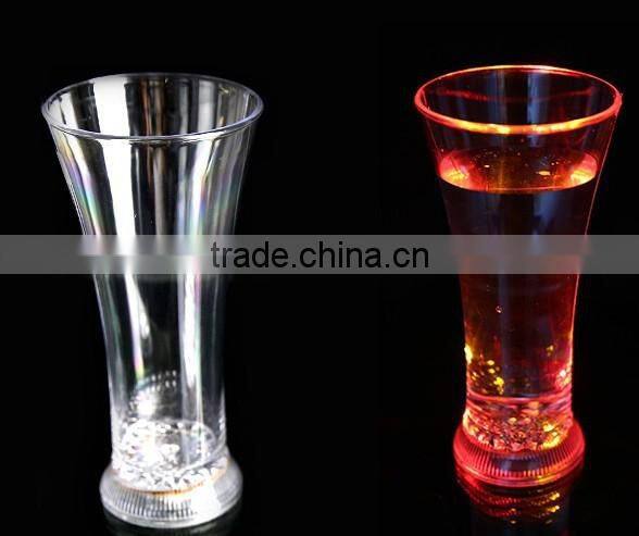 Bar supplies manufacturers wholesale Colorful LED Cup fluorescence induction into the shiny cup