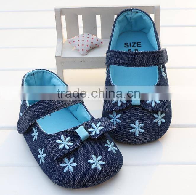 Wholesale baby soft sole denim cloth dress shoes