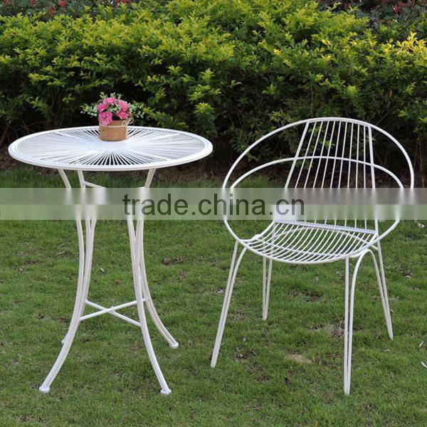 Vintage cream outdoor portable table