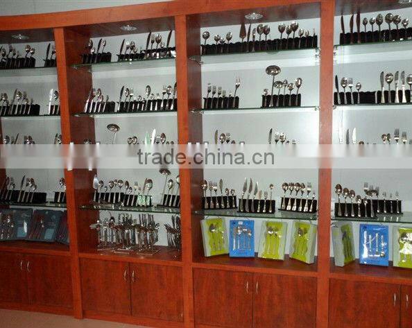 4pcs stainless steel cutlery set spoon/fork and knife set