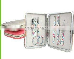 MS1003Gift luxury good quality fashion manicure set 2013