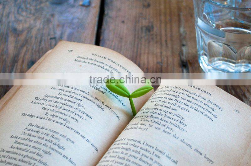 fancy design leaf shape silicone bookmark