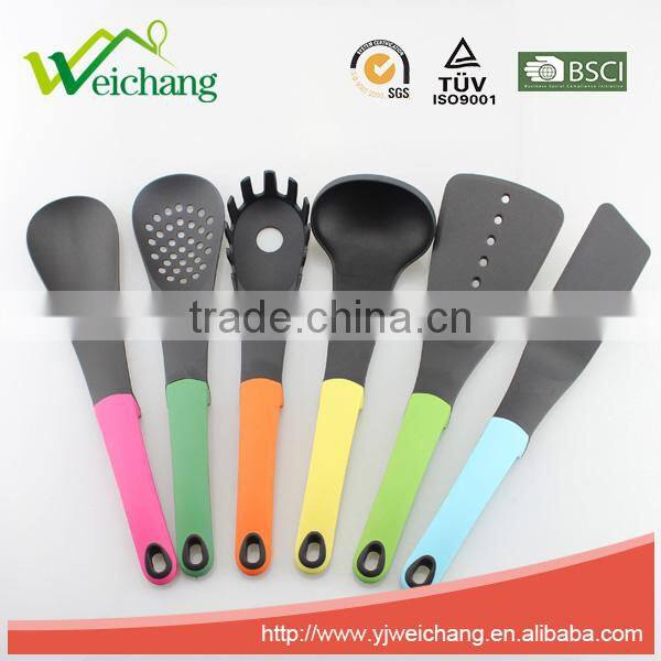 WCR237C nylon kitchen tools classic design nylon spoon made in China Yangjiang