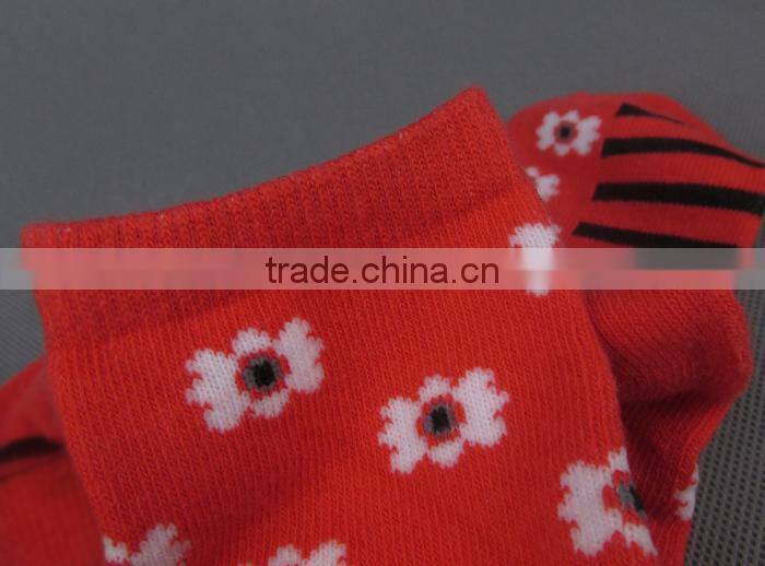 women red color cotton socks