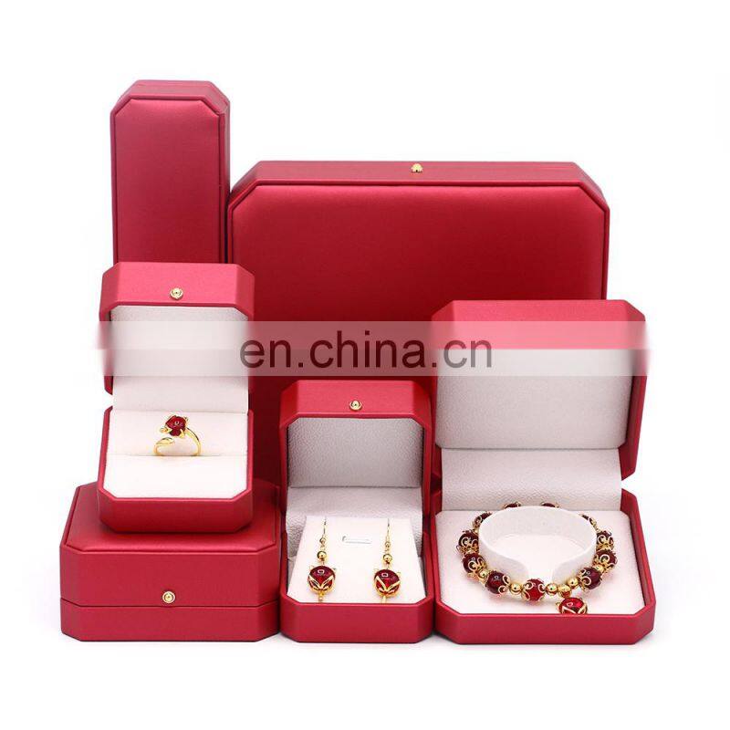 New Arrival Luxury Octagonal Shape Light Gray Pu Leather Ring Box