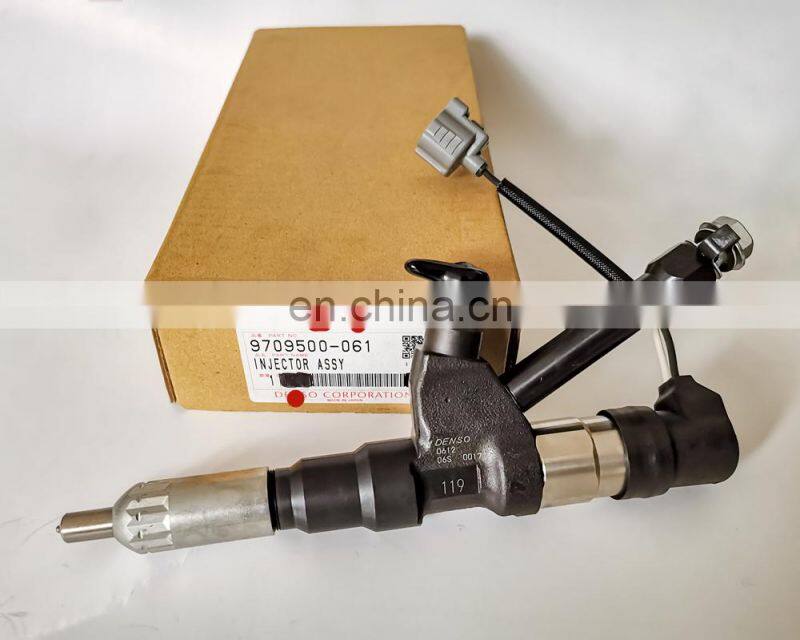 095000-0610,RE543605,RE543352,SE502556 genuine new common rail injector for John Deere 9.0D