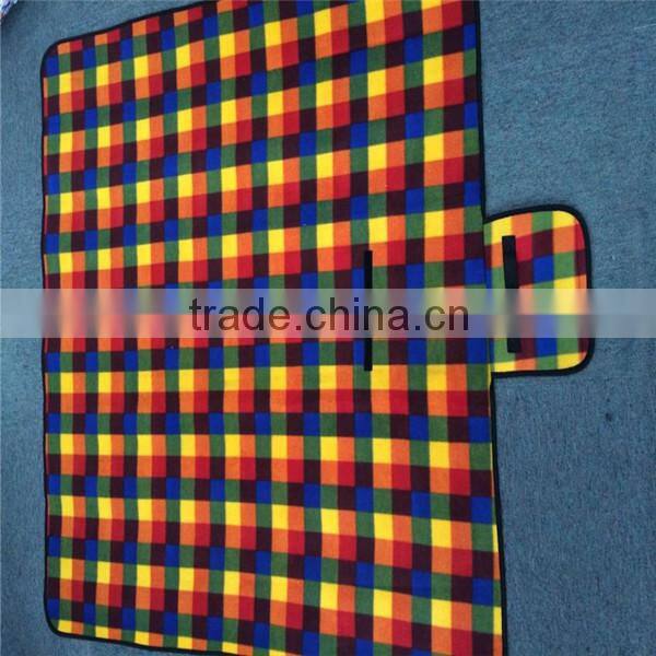 China manufacture portable design soft waterproof carpet picnic
