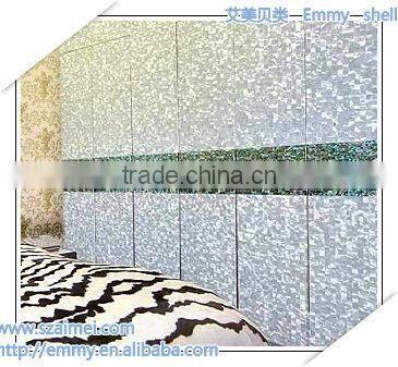 Pen seashell and black mother of pearl mosaic tile waist line