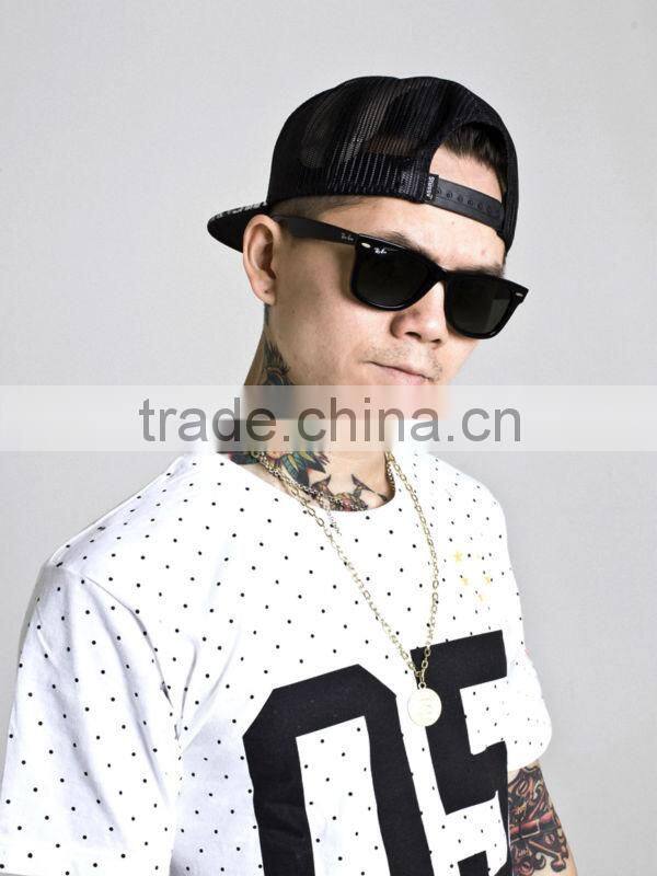 for summer cool 5 panel with woman printing in the front custom made hats