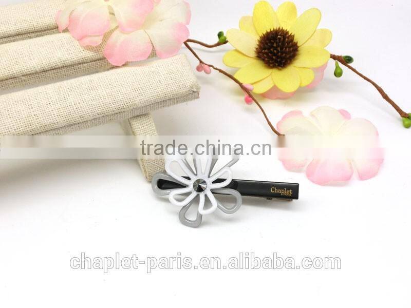 colorful heart shape hairgrip