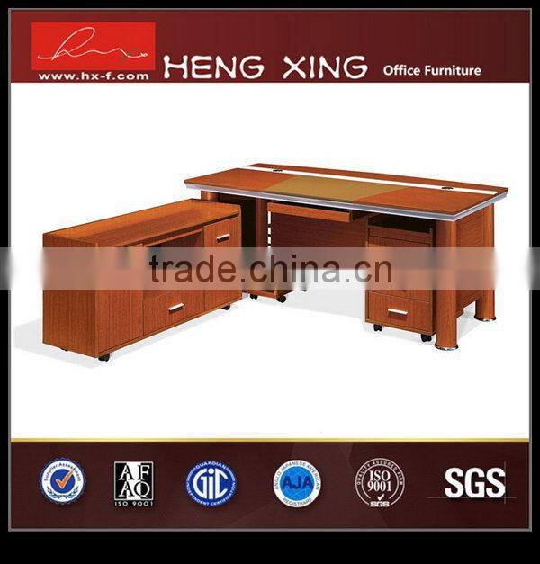 Hot-sale eco-friendly curved elegant staff table office desk