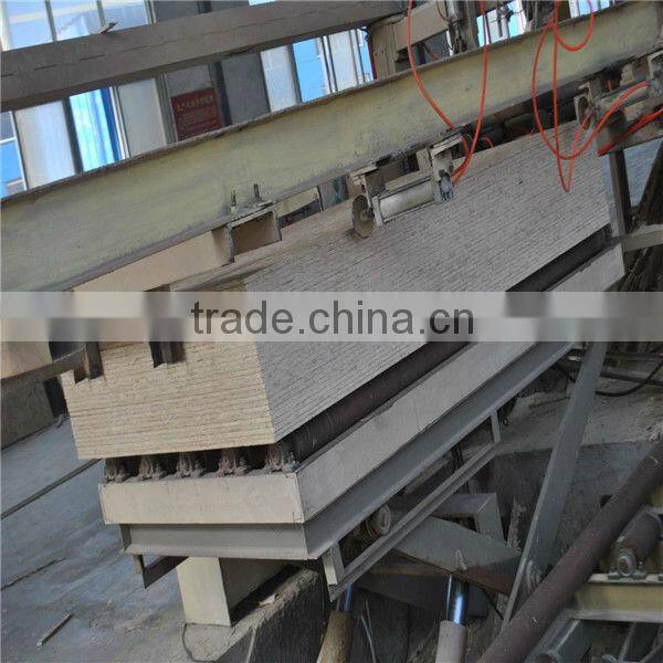 Phenolic 12mm OSB-3 board from JIUHE OSB factory
