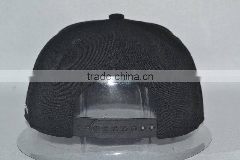 Guangzhou hat factory professional custom 100% surface/black/white embroidery logo/flat brim hat