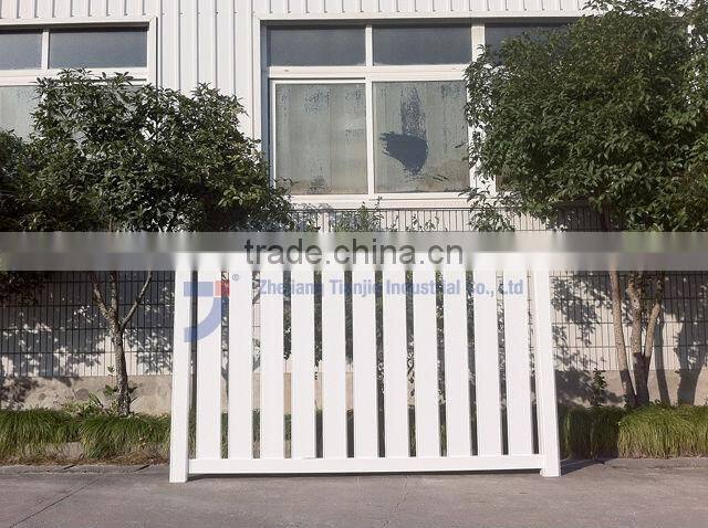 Palisade Fencing Vinyl Fencing