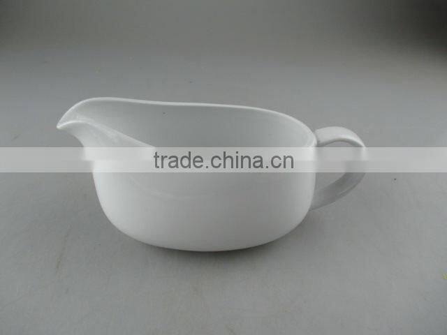 Wholesale white ceramic milk jug /milk pot in stock