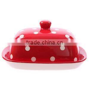 porcelain/ceramic butter dish with lid
