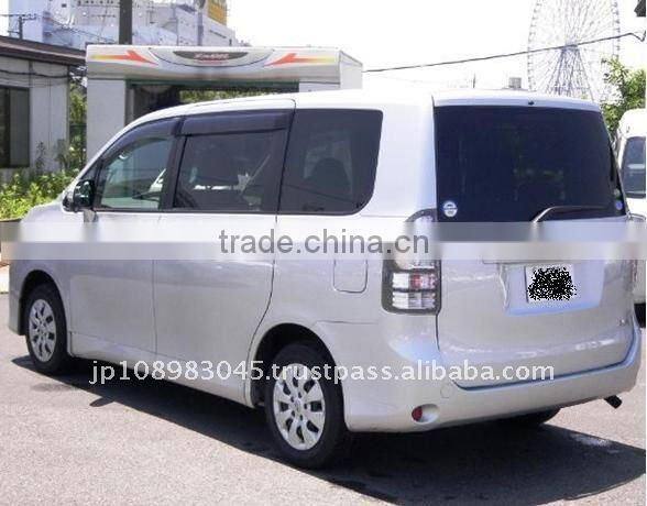 Toyota NOAH Voxy Onebox car