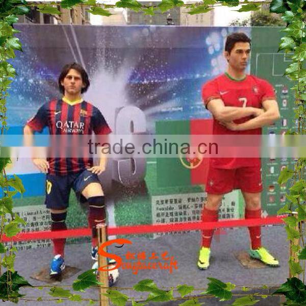 Famous player artificial lifesize statue for sale in football place