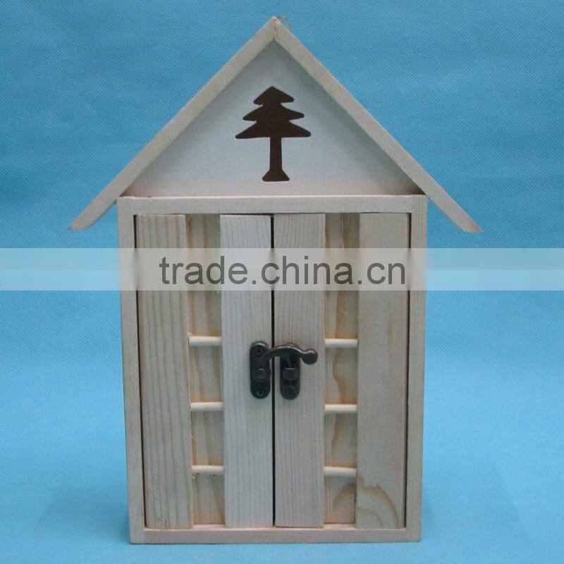 Wooden key box 02