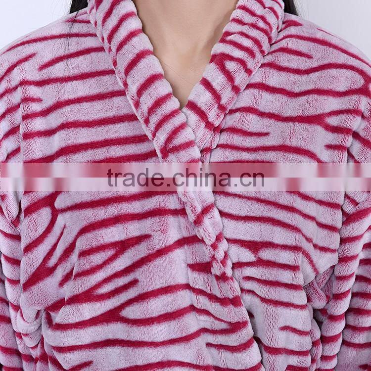 Factory wholesale zebra cut pattern flannel fleece bathrobe women sleepwear