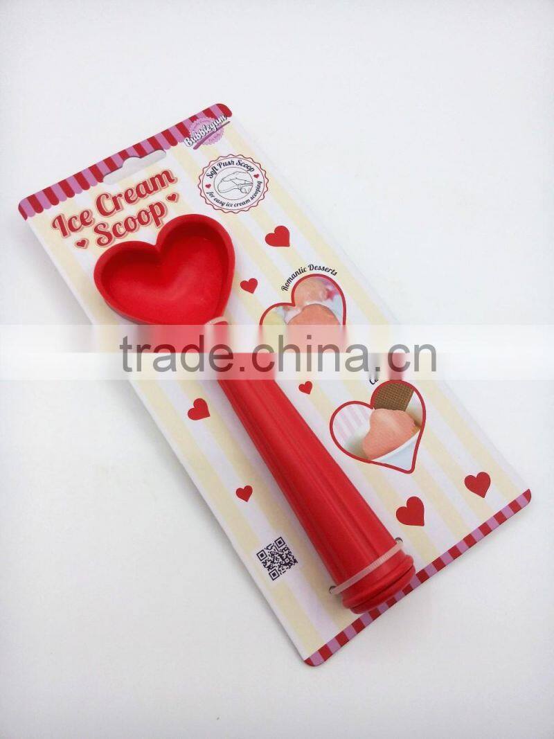 Heart-shaped Ice Cream Scoop rubber Heart Mold Spoon with a Soft Push Valentine's Gift