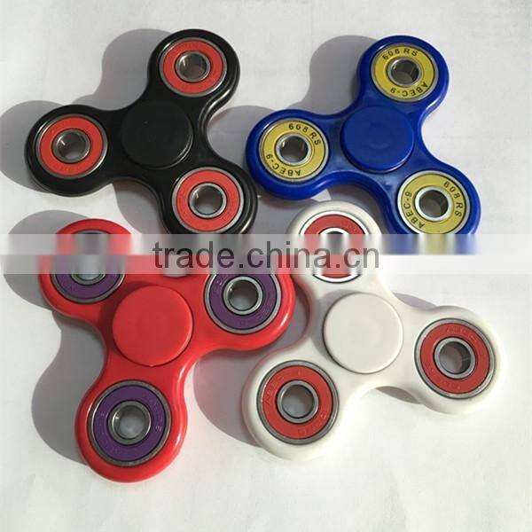 2017 hot sales Tri Spinner Fidget Toy with hybrid zro2 ceramic bearing 608 bearing
