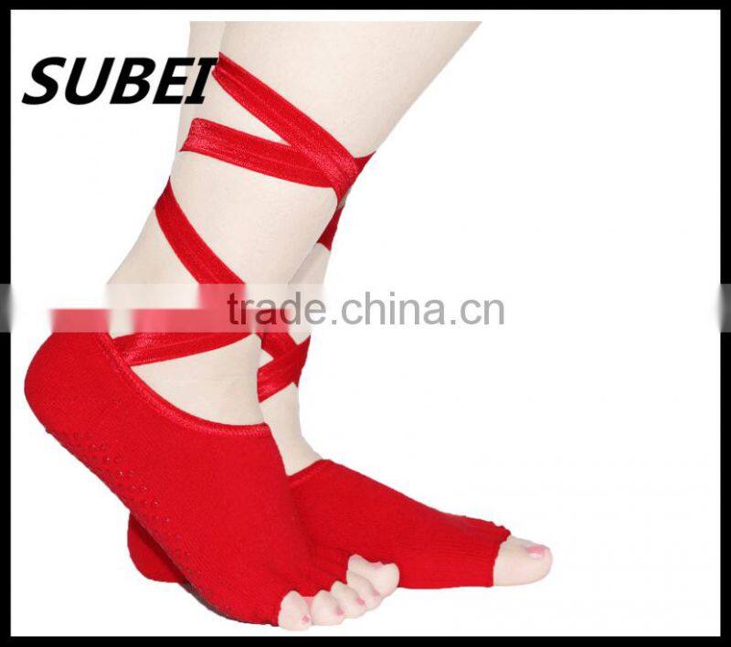 Non-slip yoga socks toe socks Toe socks lace halter dance toe socks