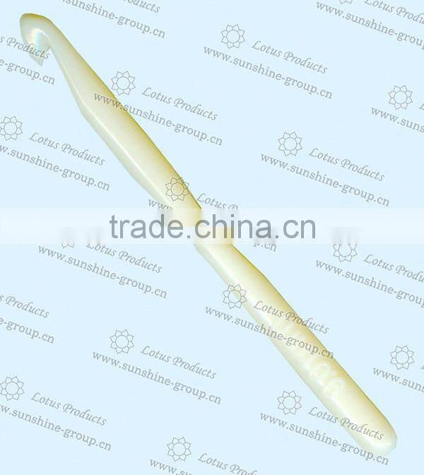 2017 China Manufacturer Plastic Crochet Hook 003