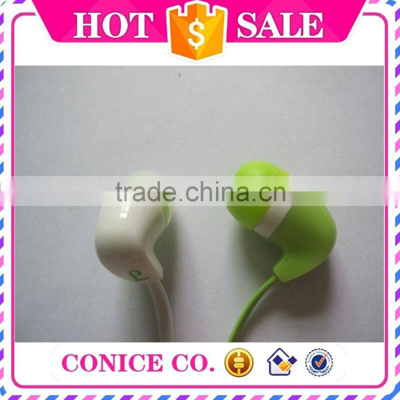 cheap promotion green and white colorful silicone micro earphone with rubber cover