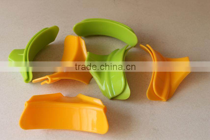 Silicone Slip-On Pour Spout, Plastic Pour Spout