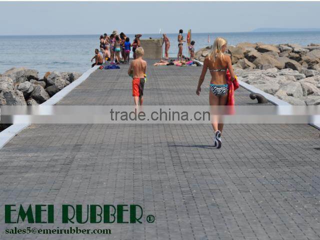 landscaper rubber tile/ recycled rubber paving