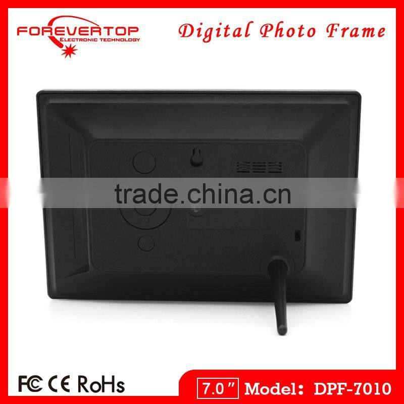 2016 China factory price 7 inch digital wooden photo frames picuture frames