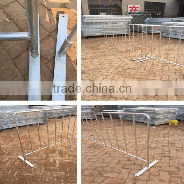 Steel Crowd Control Barrier with Removable Feet