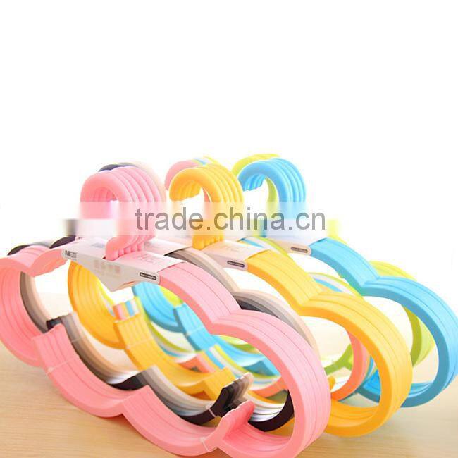 5PCS Cloud Shape hanger plastic