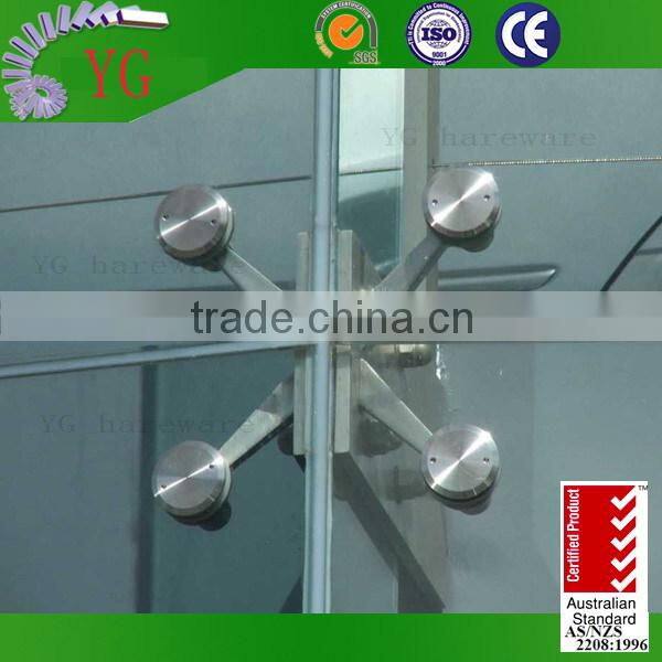 Modern Exhibition Spider Wall System