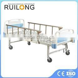 Wholesale Price CE ISO Approved Manual Hospital Bed With 2 Crank