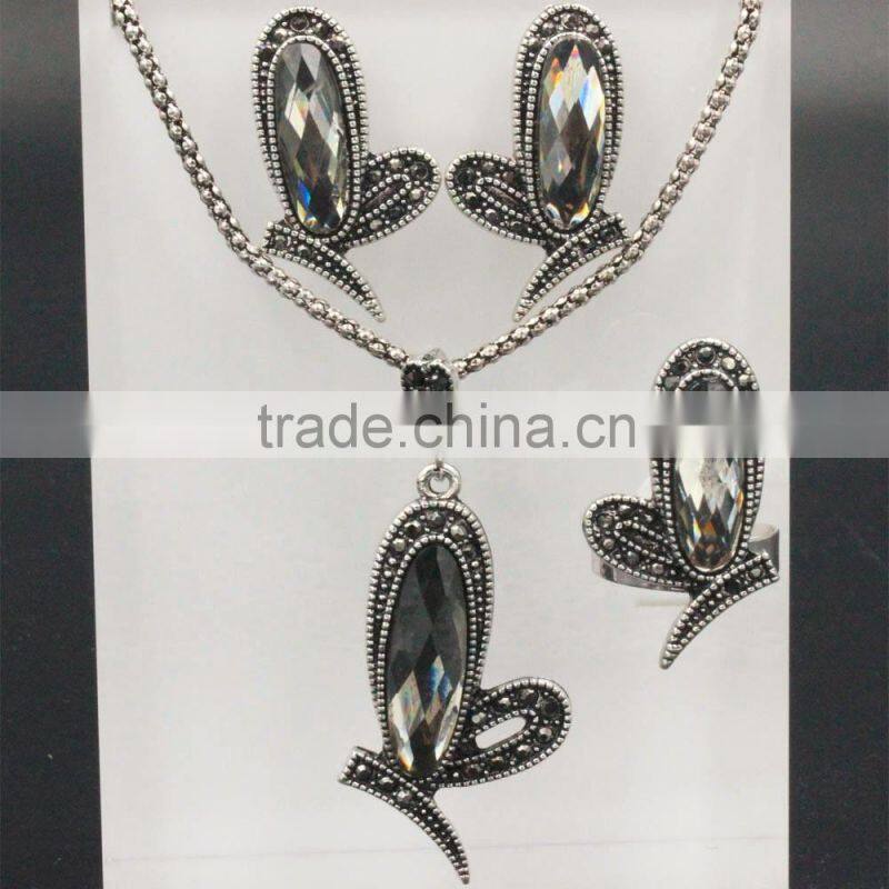 Sweet Alloy Necklace Gold Plated Lovely Long Pendant Necklaces for Girls