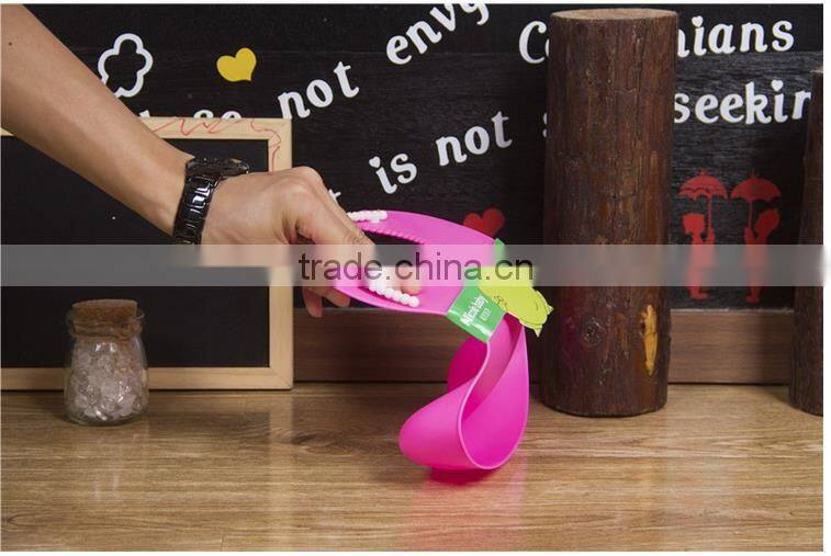 Eat Solid Convenience Health Waterproof Bib Applied Silicone baby bib